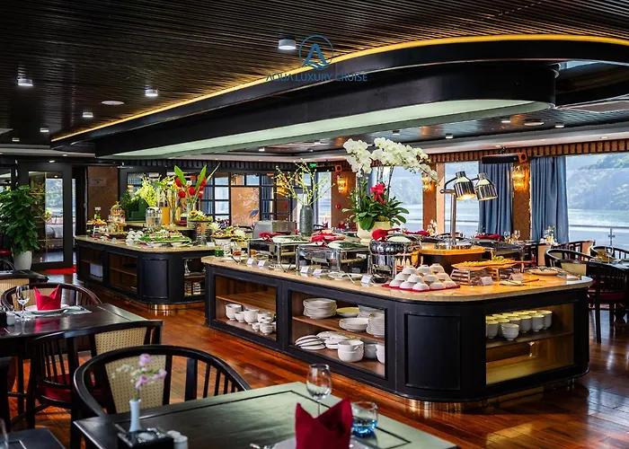 Aqua Lux Lan Ha Bay Cruise Botel Ha Long
