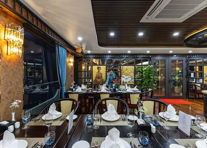 Aqua Lux Lan Ha Bay Cruise Ha Long