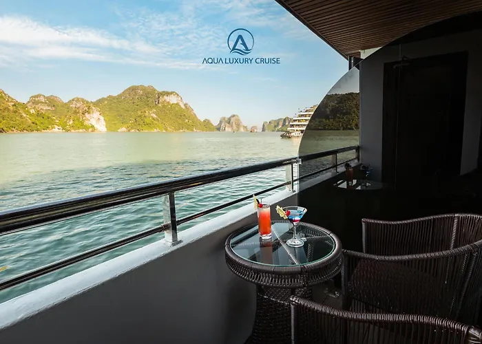 Botel Aqua Lux Lan Ha Bay Cruise