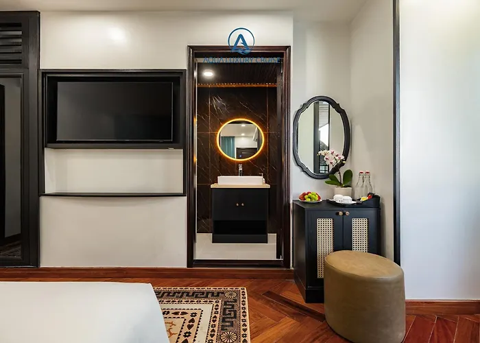 Aqua Lux Lan Ha Bay Cruise Botel Ha Long