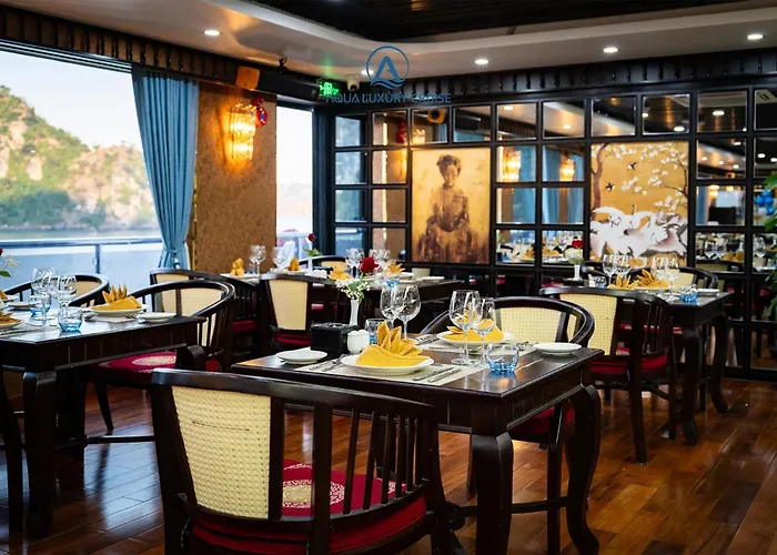 Botel Aqua Lux Lan Ha Bay Cruise Ha Long