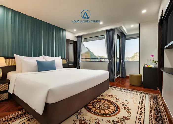 Botel Aqua Lux Lan Ha Bay Cruise Ha Long